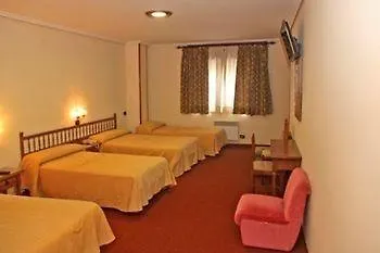 Hotell Hospedium La Marina Costa Da Morte 2*