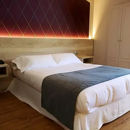 Hotel Hospedium La Marina Costa Da Morte 2*