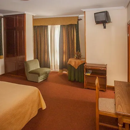 Hospedium La Marina Costa Da Morte Hotel 2*