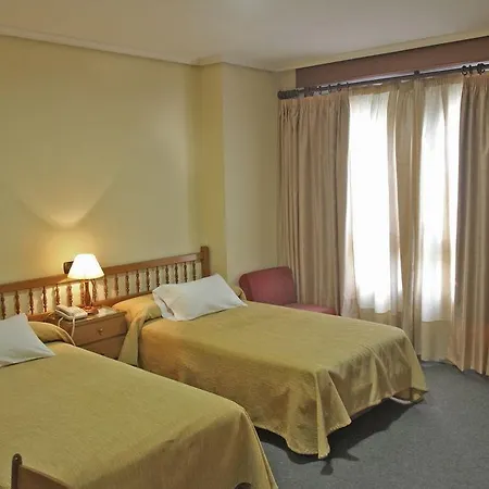 Hospedium La Marina Costa Da Morte Hotel 2*