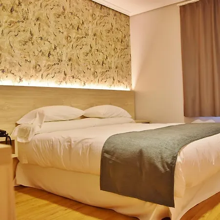 La Marina Hotel Cee