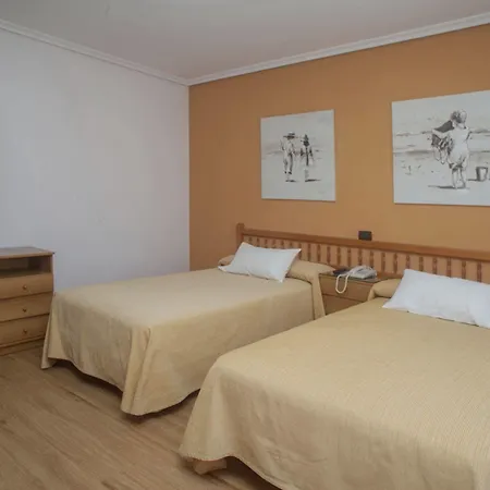 Hospedium La Marina Costa Da Morte Hotel 2*
