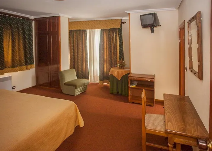 Hospedium La Marina Costa Da Morte Otel 2*
