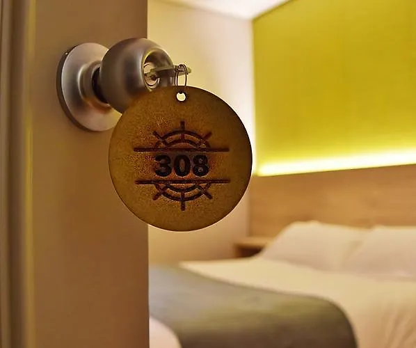 Otel Hospedium La Marina Costa Da Morte 2*