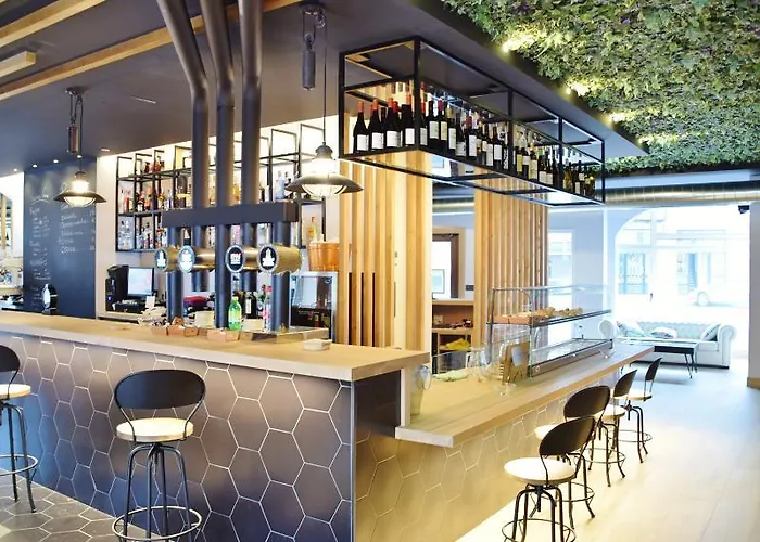 מלון Hospedium La Marina Costa Da Morte 2*