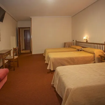 Hospedium La Marina Costa Da Morte 2* Сеэ