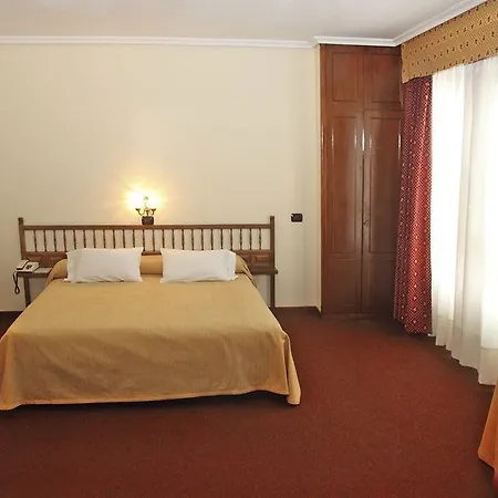 Hospedium La Marina Costa Da Morte 2*