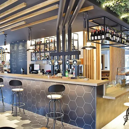 Hospedium La Marina Costa Da Morte Отель 2*