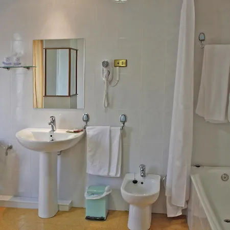 Hospedium La Marina Costa Da Morte 2*