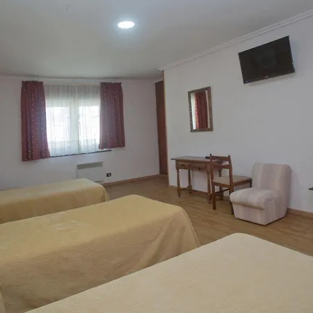 Hospedium La Marina Costa Da Morte 2* Сеэ