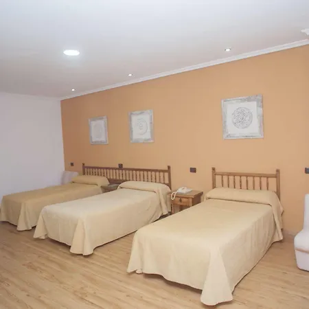 Hospedium La Marina Costa Da Morte 2*