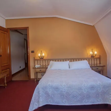 Hospedium La Marina Costa Da Morte 2*